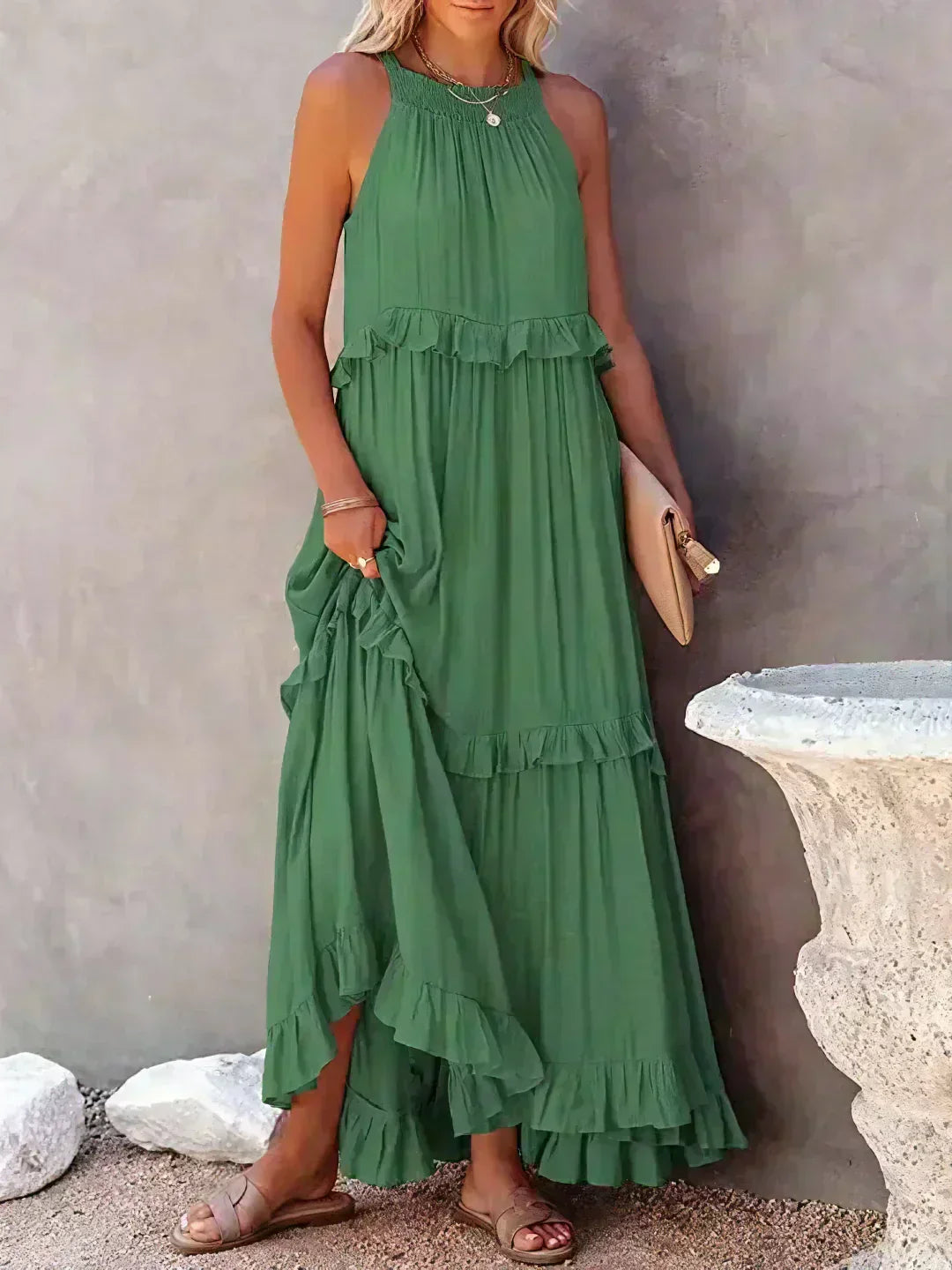 Madeline - Elegant Klänning med Volanger