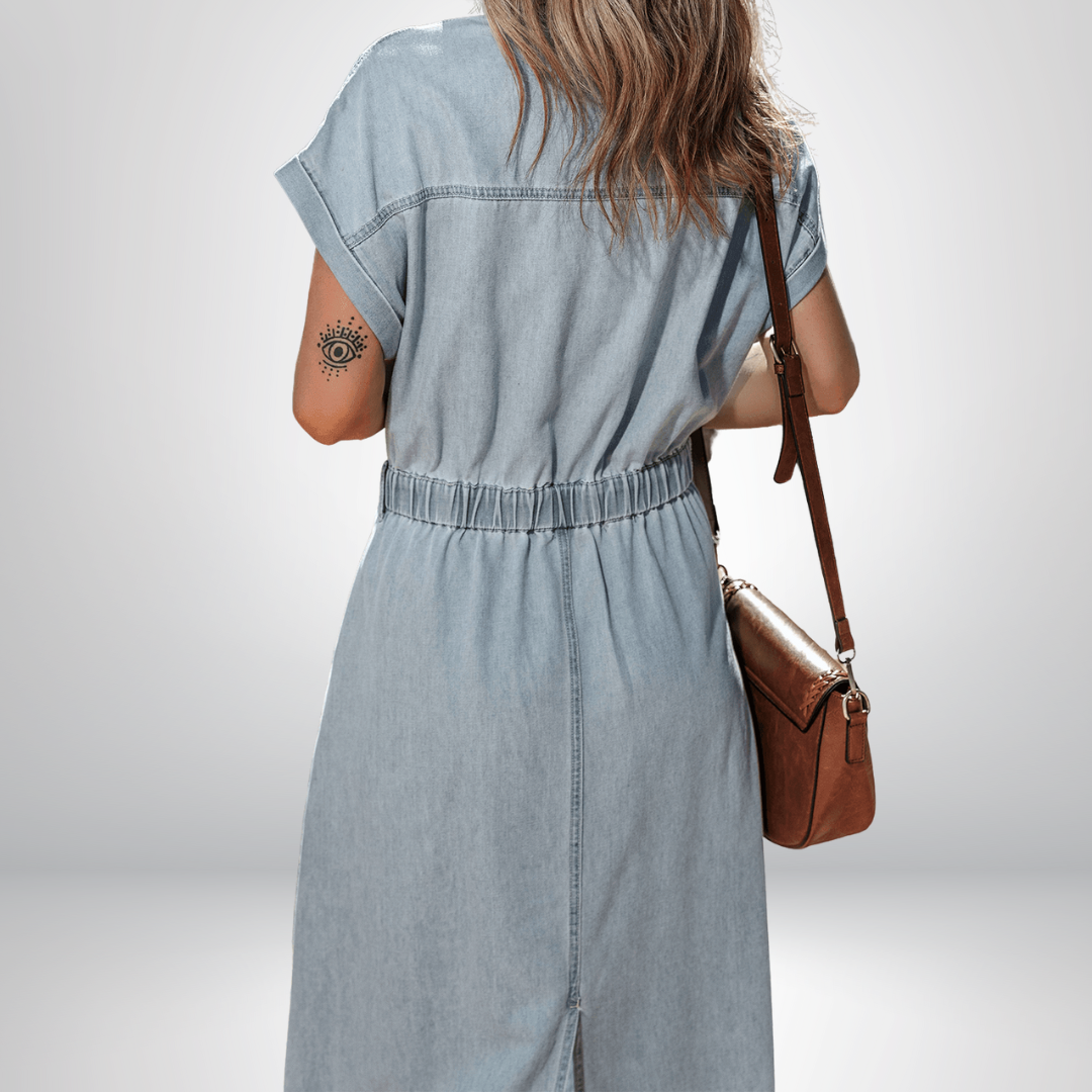 Isabelle - Denimklänning med eleganta, korta fladdermusärmar