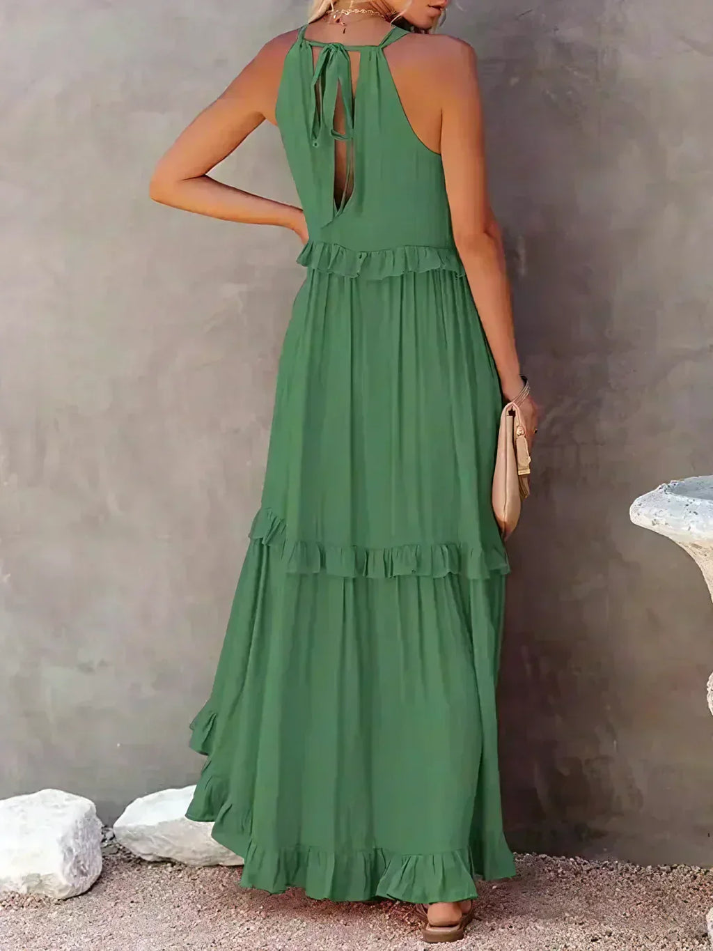 Madeline - Elegant Klänning med Volanger