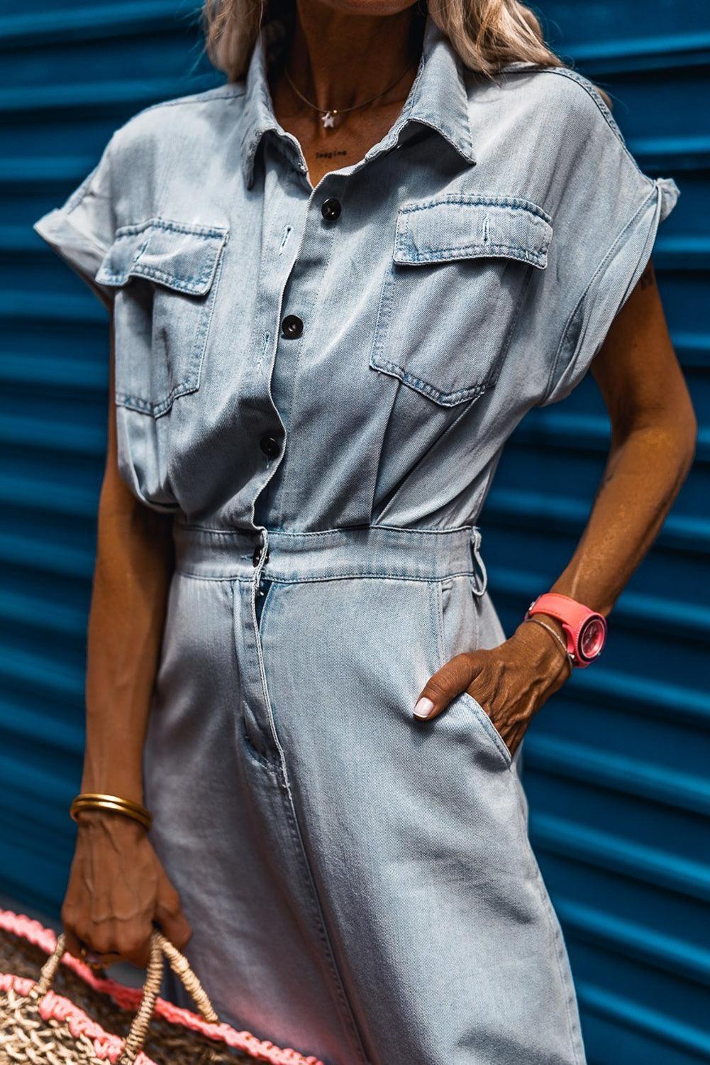 Isabelle - Denimklänning med eleganta, korta fladdermusärmar